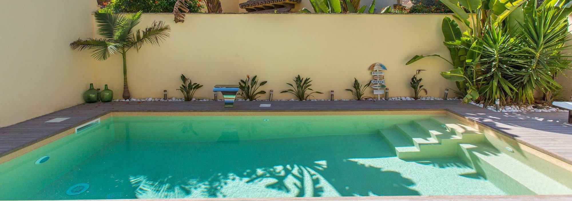 Aquaflex | The UK's Leading Liner Specialists